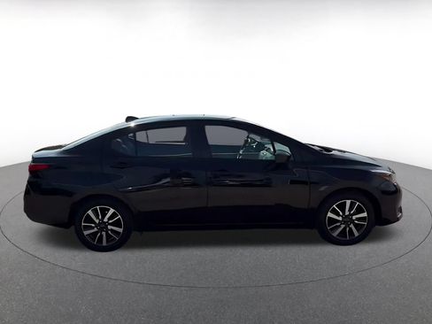 Used 2025 Nissan Versa SV FWD image 12