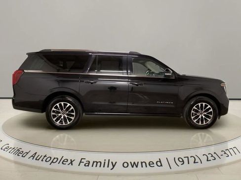 Used 2025 Ford Expedition Max Platinum AWD/4WD image 6