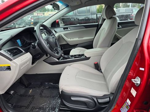 Used 2017 Hyundai Sonata SE FWD image 16