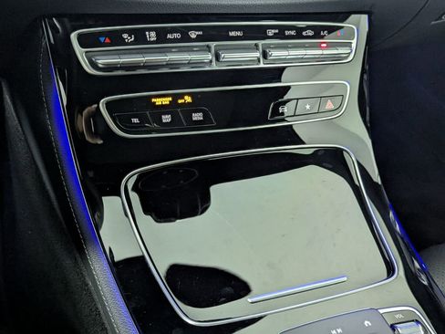 Used 2023 Mercedes-Benz E 350 4MATIC Sedan image 24