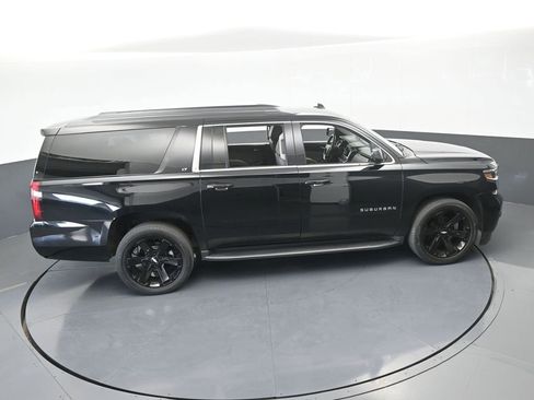 Used 2020 Chevrolet Suburban LT image 55