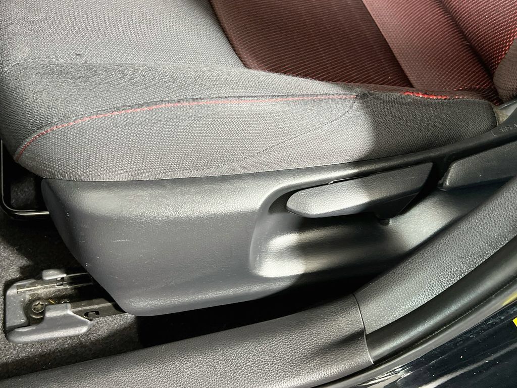 Certified 2025 Toyota Corolla SE FWD image 17
