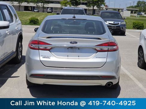 Used 2017 Ford Fusion Energi Titanium FWD image 10