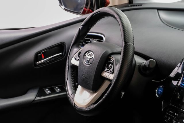 Used 2017 Toyota Prius Three Touring w/ Carpet Mat Package FWD image 17