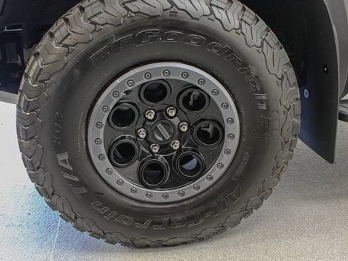 Used 2025 Ford F150 Raptor AWD/4WD image 13