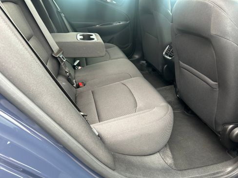 Used 2025 Chevrolet Malibu LT image 14
