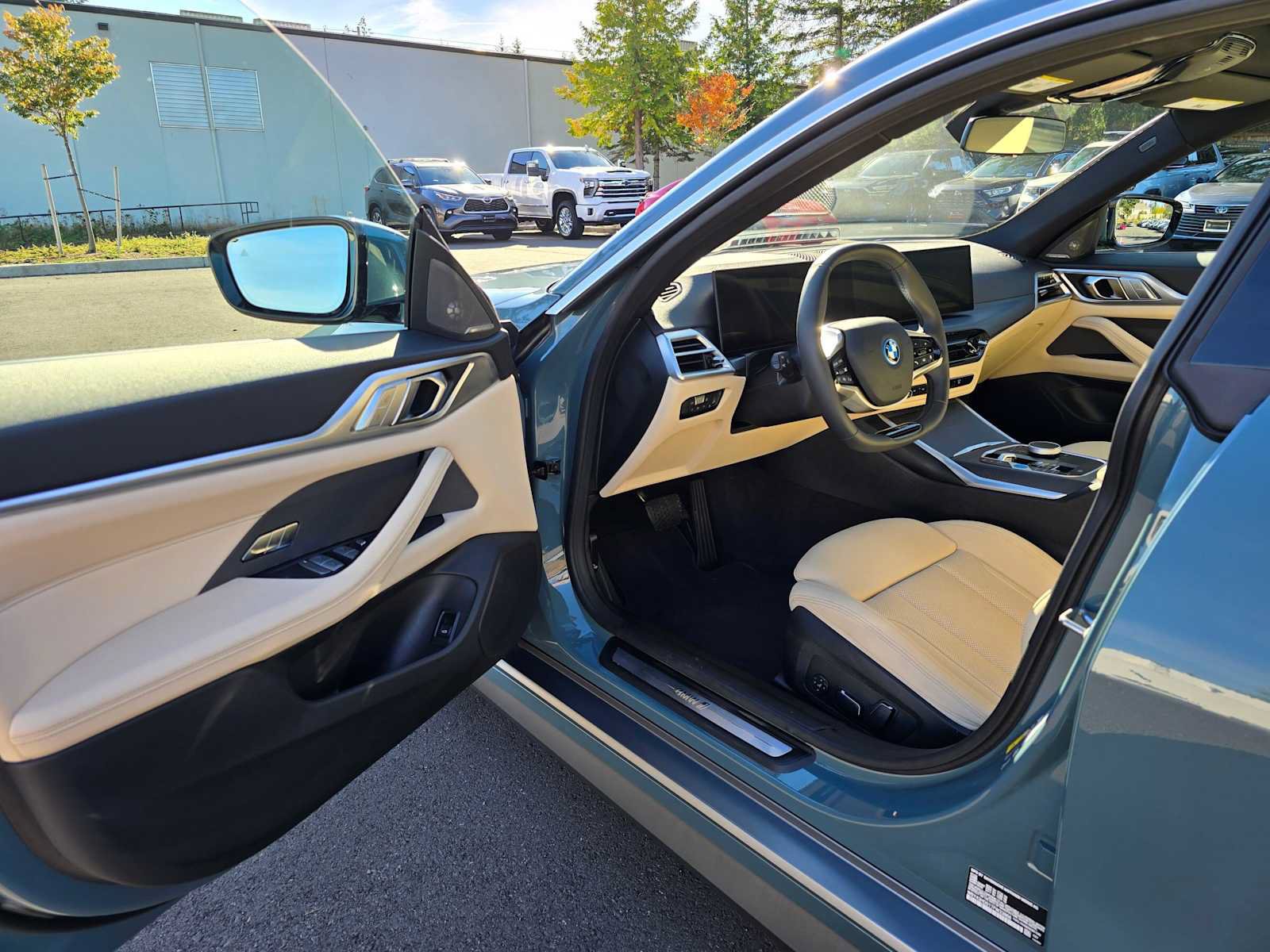 Used 2026 BMW i4 xDrive40i w/ Parking Assistance Package AWD/4WD image 19