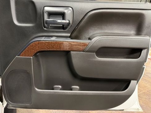 Used 2016 GMC Sierra 1500 SLE w/ SLE Value Package image 25