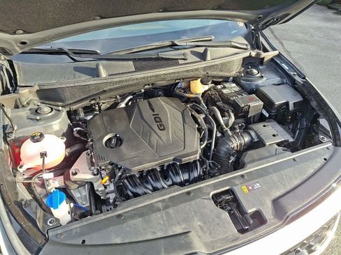 Used 2025 Kia Sportage EX w/ Premium Package image 27