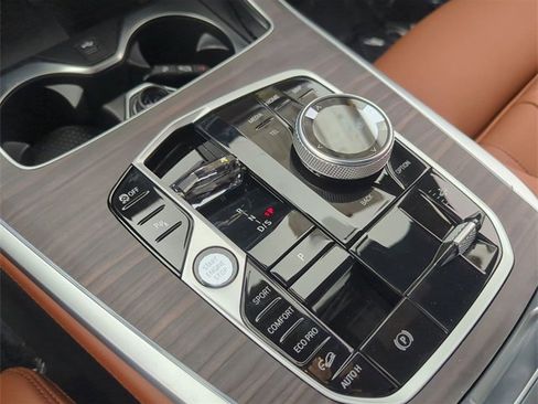 New 2026 BMW X7 xDrive40i w/ M Sport Package image 21