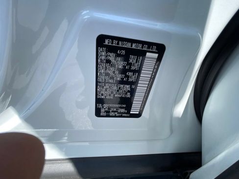 Certified 2025 Nissan Armada Platinum Reserve AWD/4WD image 31