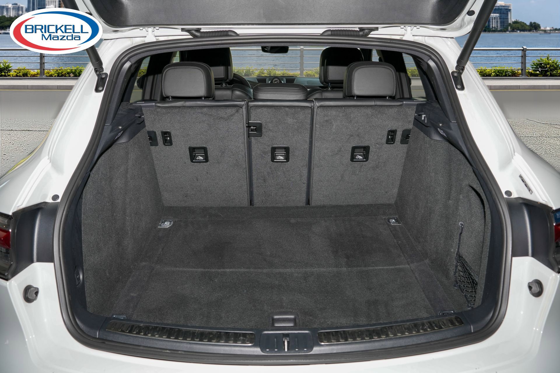 Used 2022 Porsche Macan AWD/4WD image 9
