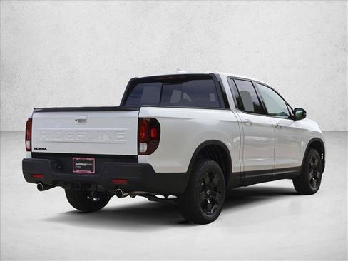 New 2026 Honda Ridgeline Black Edition image 5