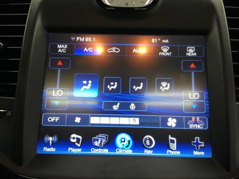 Used 2013 Chrysler 300 S w/ Luxury Group AWD/4WD image 29