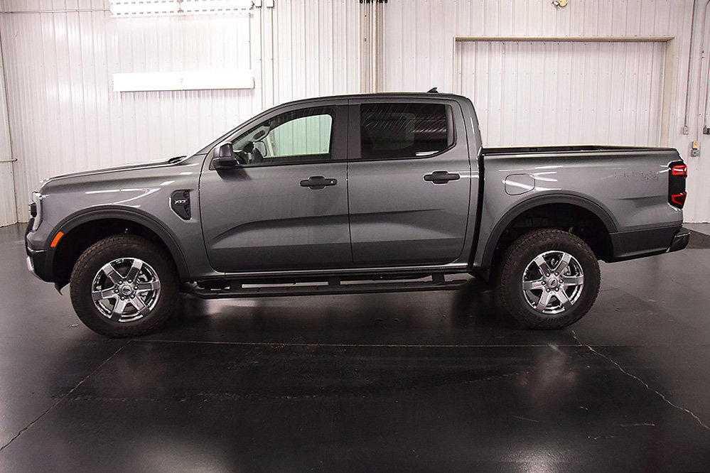 New 2026 Ford Ranger XLT w/ Equipment Group 301A High AWD/4WD image 4