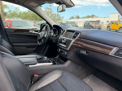 Used 2014 Mercedes-Benz ML 350 4MATIC image 26