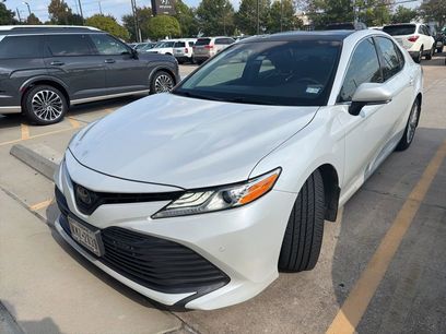 Used 2018 Toyota Camry XLE