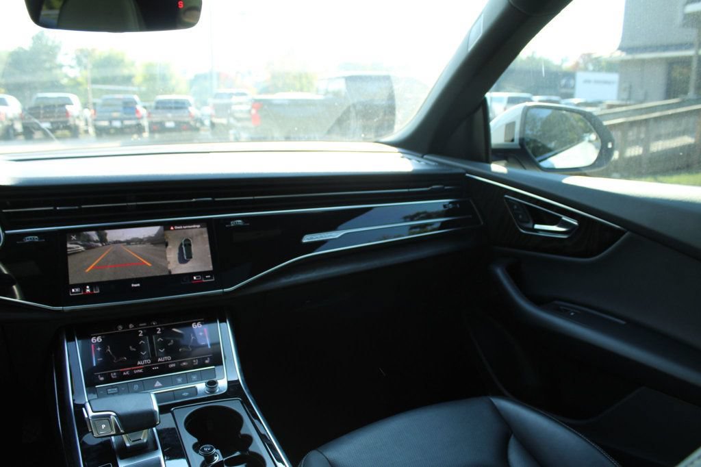 Used 2021 Audi Q8 Premium Plus AWD/4WD image 18