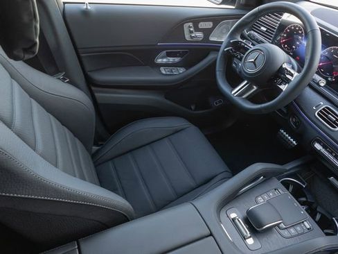 New 2026 Mercedes-Benz GLS 450 4MATIC image 24