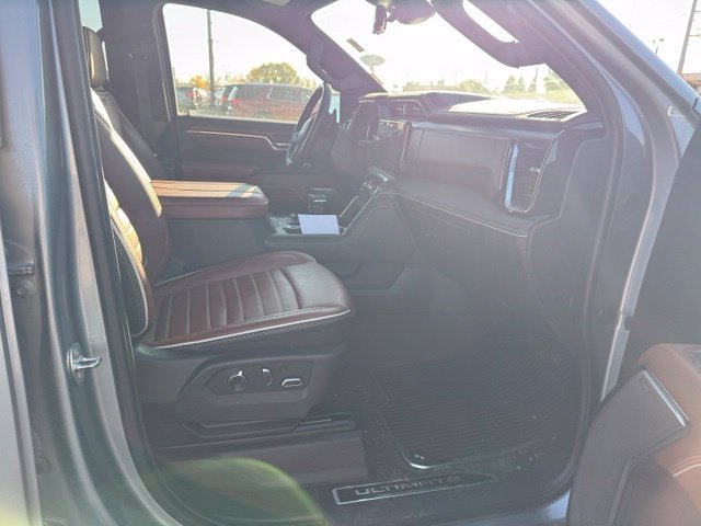 Used 2024 GMC Sierra 1500 Denali Ultimate AWD/4WD image 12