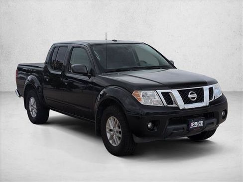 Used 2017 Nissan Frontier SV w/ SV Value Truck Package RWD image 3