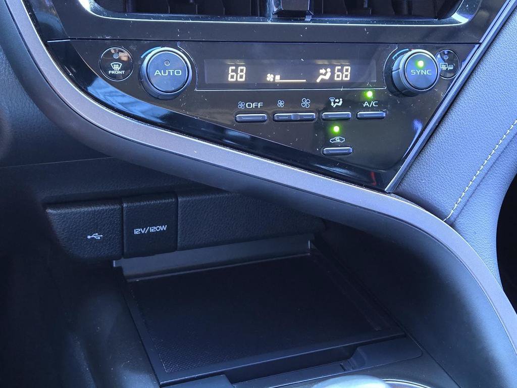 Used 2024 Toyota Camry SE FWD image 27