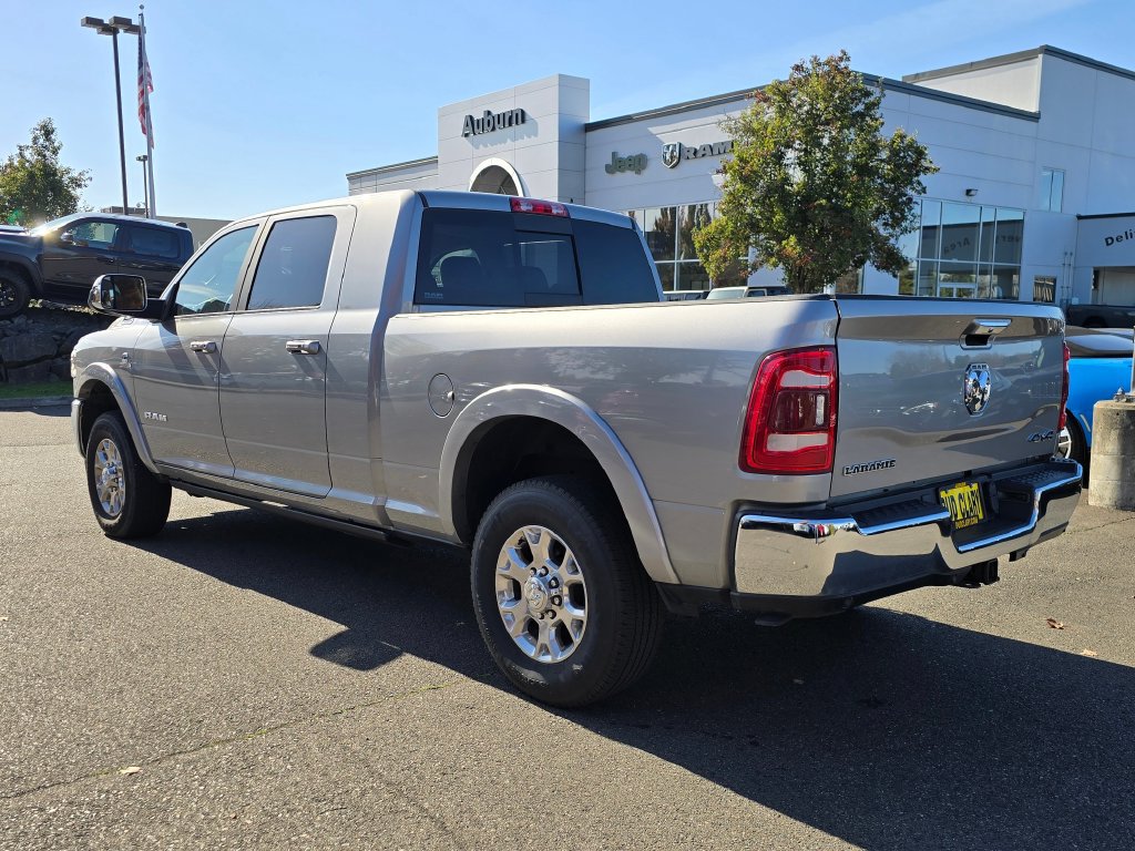 Used 2022 RAM 3500 Laramie AWD/4WD image 3