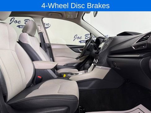 Used 2019 Subaru Forester Premium image 18