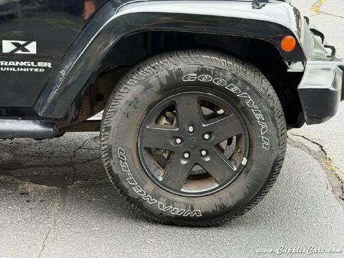 Used 2007 Jeep Wrangler Unlimited X w/ Dual Top Group RWD image 35