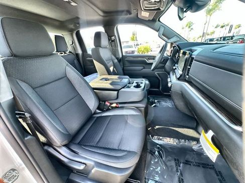 New 2026 GMC Sierra 1500 Elevation image 29