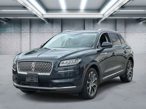 Used 2021 Lincoln Nautilus Reserve AWD/4WD image 22