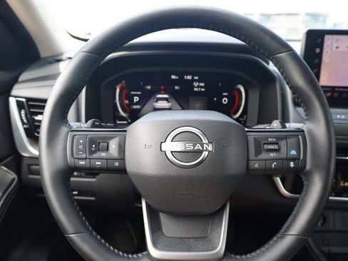 Used 2026 Nissan Rogue Platinum w/ Platinum Premium Package AWD/4WD image 17