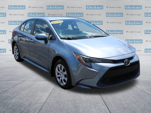 Used 2022 Toyota Corolla LE FWD image 3