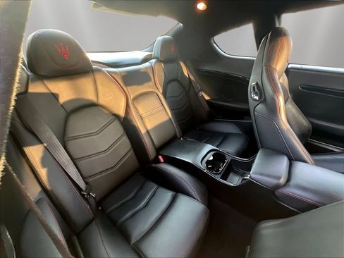 Used 2018 Maserati GranTurismo Sport RWD image 24