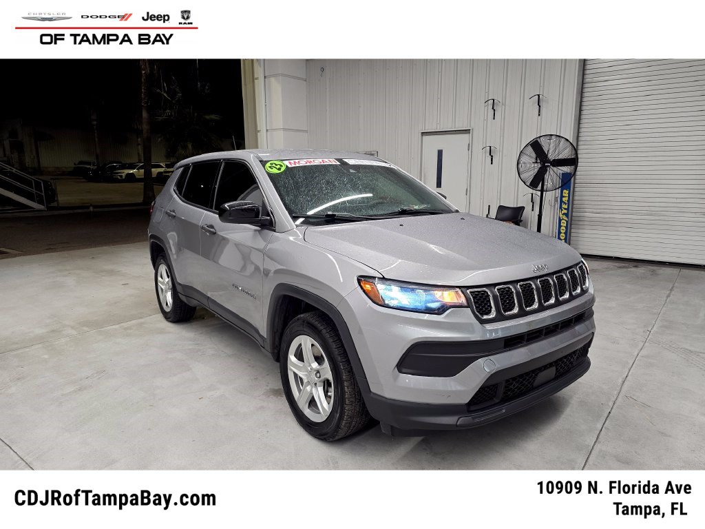 Certified 2023 Jeep Compass Sport AWD/4WD image 1