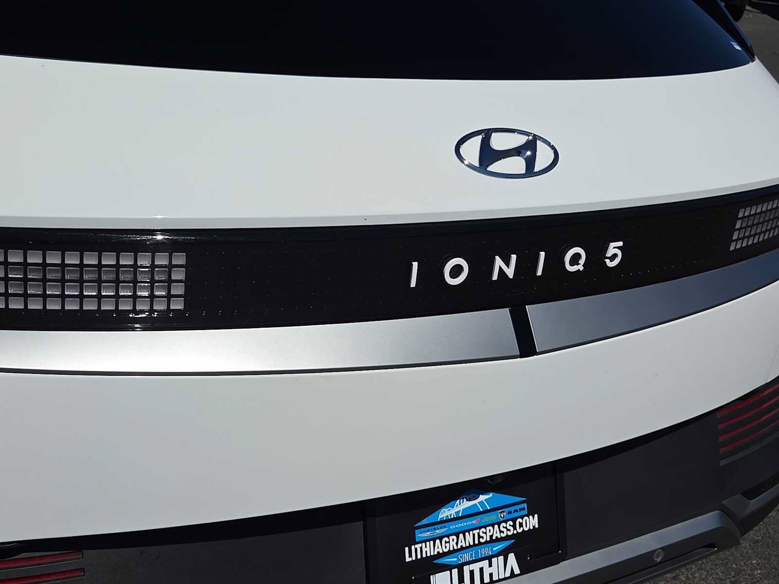 Used 2024 Hyundai Ioniq 5 SE RWD image 15