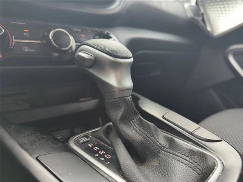 Used 2021 Kia Soul LX image 10