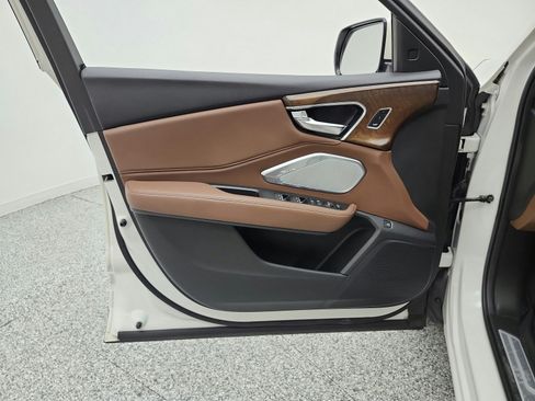 Used 2019 Acura RDX w/ Advance Package FWD image 12