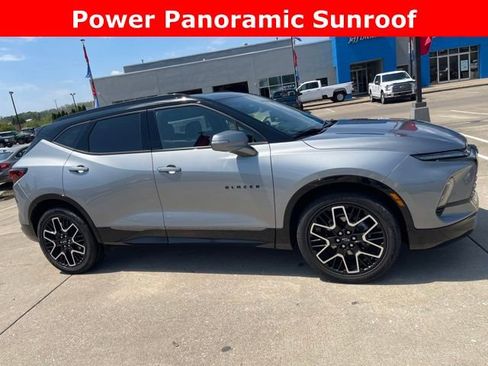 Certified 2023 Chevrolet Blazer RS w/ Driver Confidence II Package AWD/4WD image 1