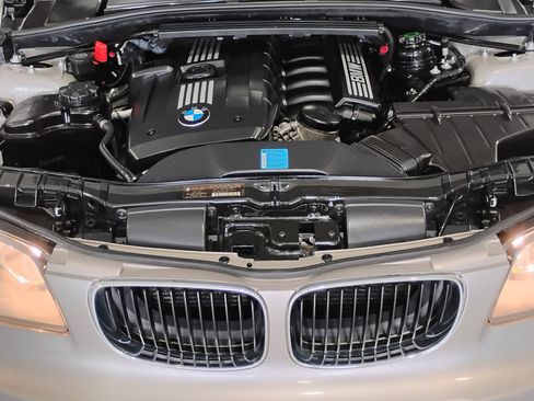 Used 2009 BMW 128i Coupe image 38