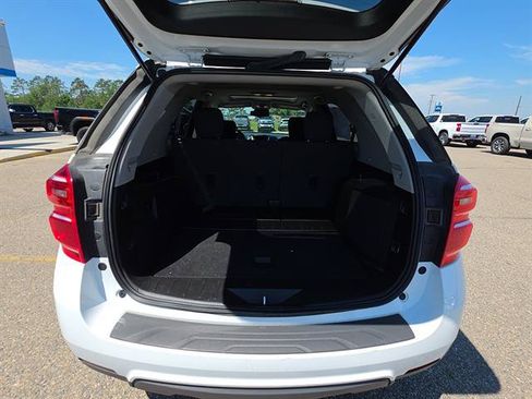Used 2016 Chevrolet Equinox LT w/ Convenience Package AWD/4WD image 12