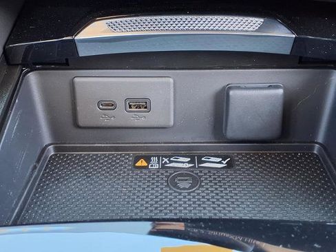 New 2026 Buick Envision Sport Touring image 9