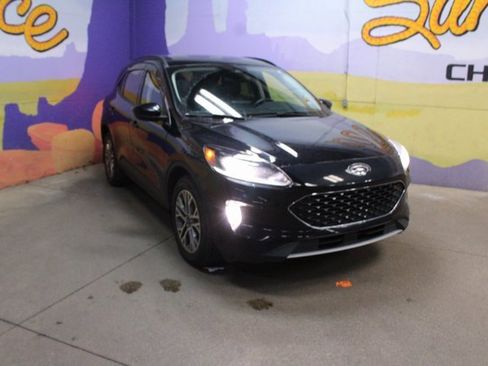 Used 2022 Ford Escape SEL w/ Technology Package image 2