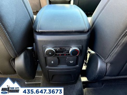 Used 2022 Ford Explorer Limited w/ Equipment Group 301A AWD/4WD image 28