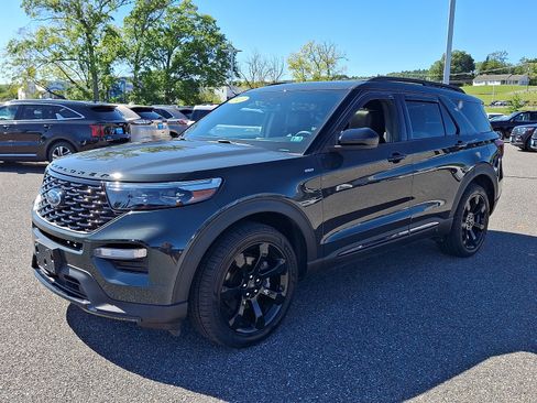 Certified 2023 Ford Explorer ST-Line w/ Class IV Trailer Tow Package AWD/4WD image 4