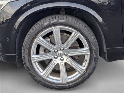 Used 2016 Volvo XC90 T8 Inscription AWD/4WD image 28