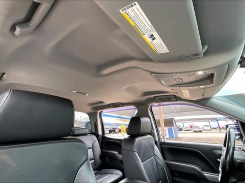 Used 2018 Chevrolet Silverado 1500 LT w/ Texas Edition image 13