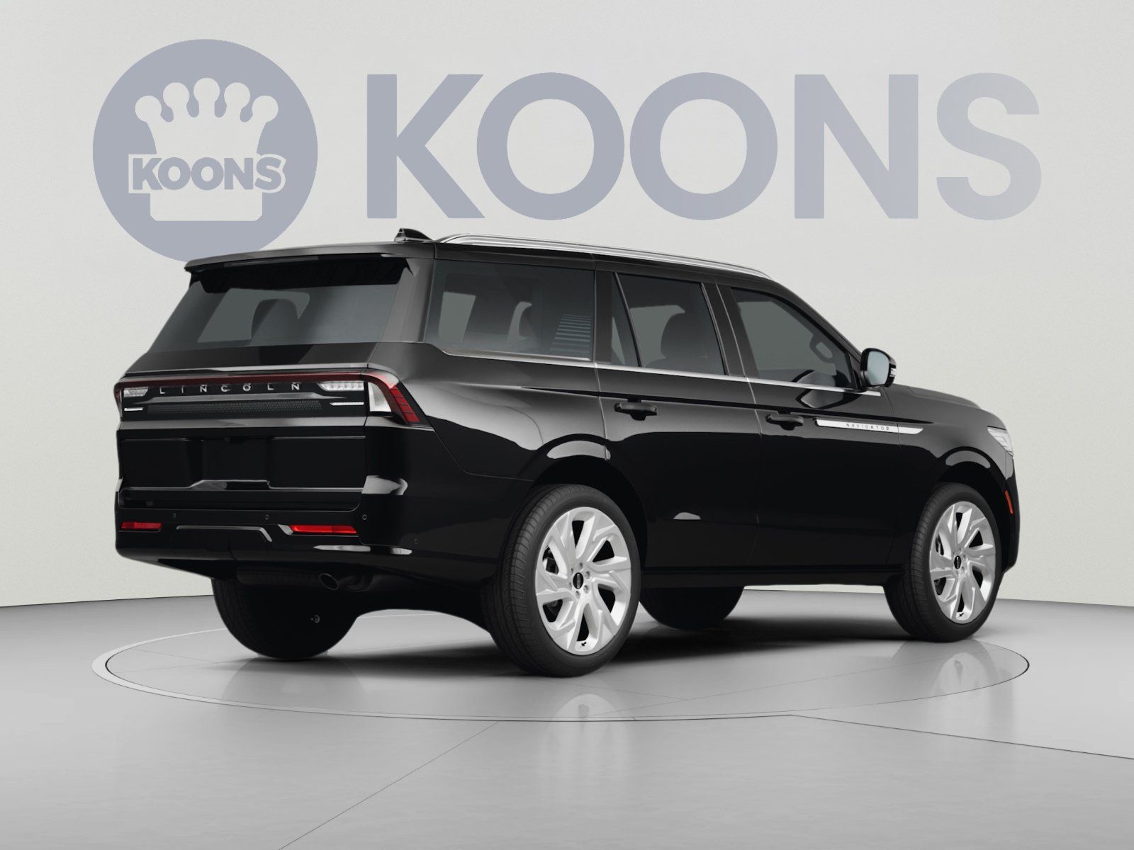 Used 2025 Lincoln Navigator Reserve AWD/4WD image 4