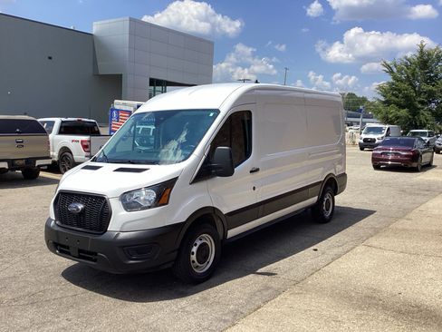 Used 2025 Ford Transit 250 148 Medium Roof RWD image 5