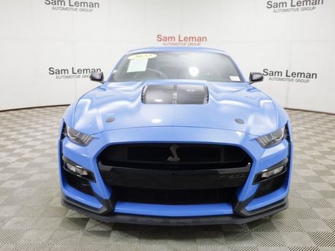 Used 2022 Ford Mustang Shelby GT500 w/ Carbon Fiber Track Pack RWD image 3
